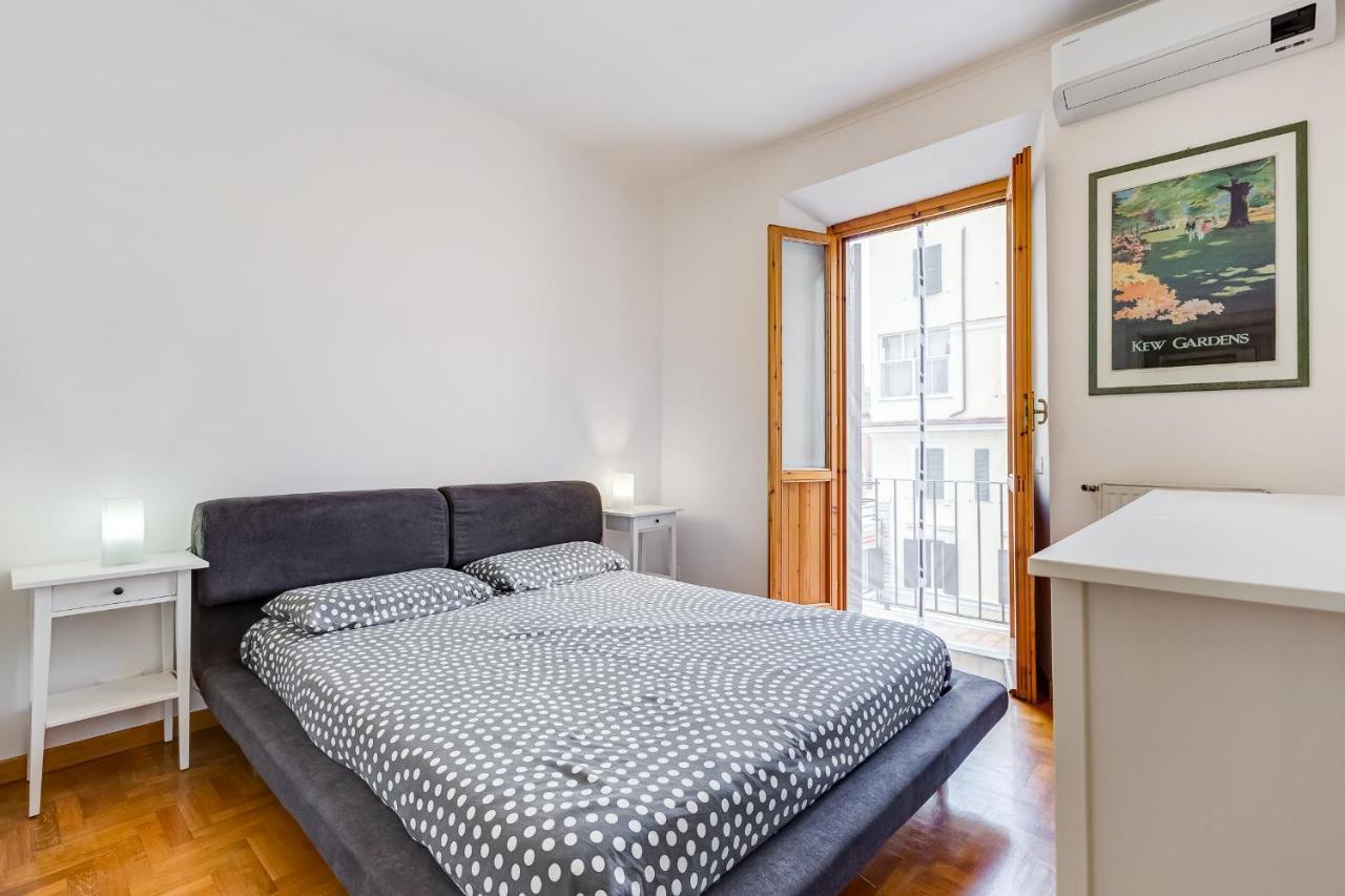 Am House Colosseo Рим Экстерьер фото
