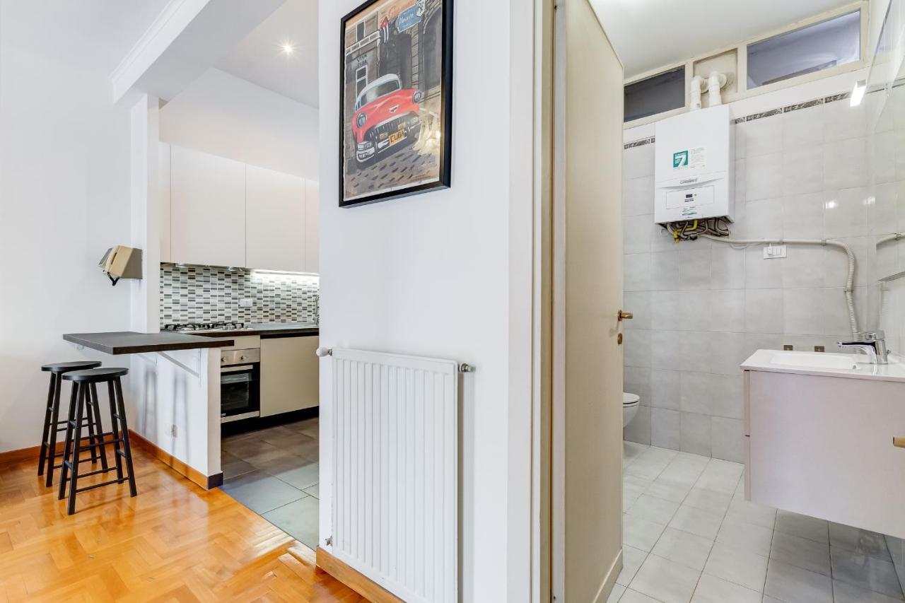 Am House Colosseo Рим Экстерьер фото